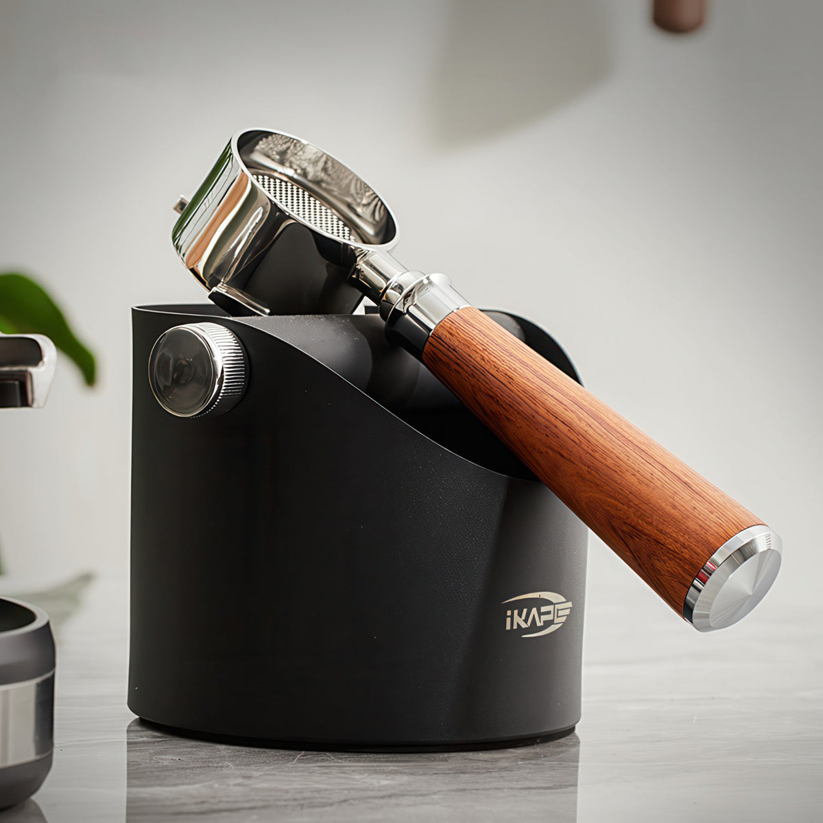 IKAPE Bottomless Portafilter, Solid Wood Handle