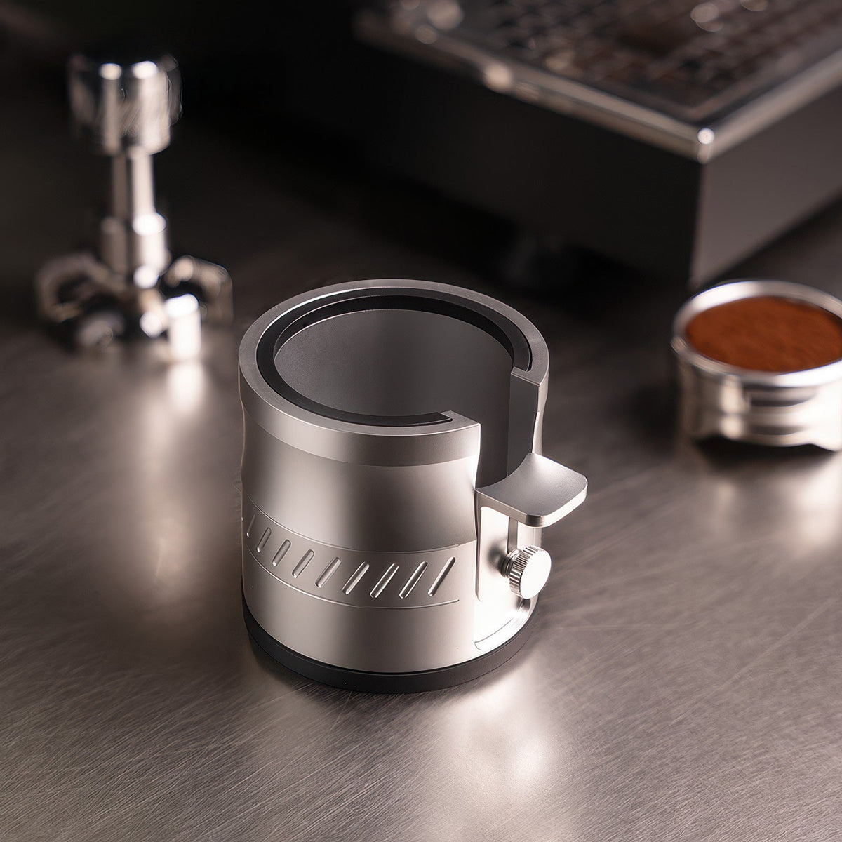 Feepie Adjustable Tamping Stand
