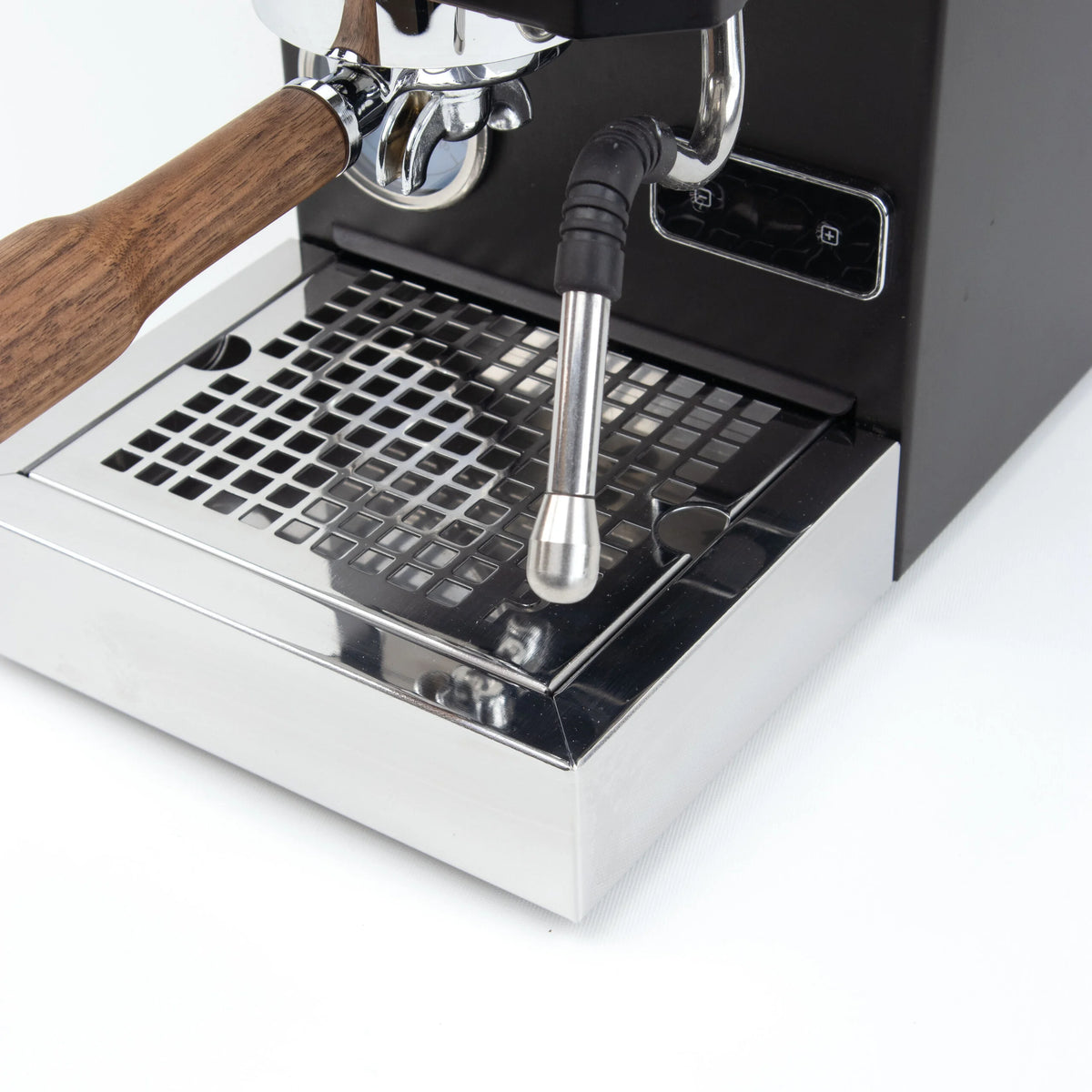 Profitec 1mm single hole steam tip fitted to a no-burn steam wand